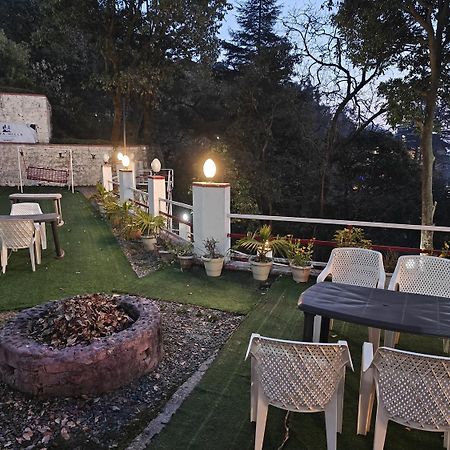 Aura Stays By Mm Hotel Mussoorie Buitenkant foto